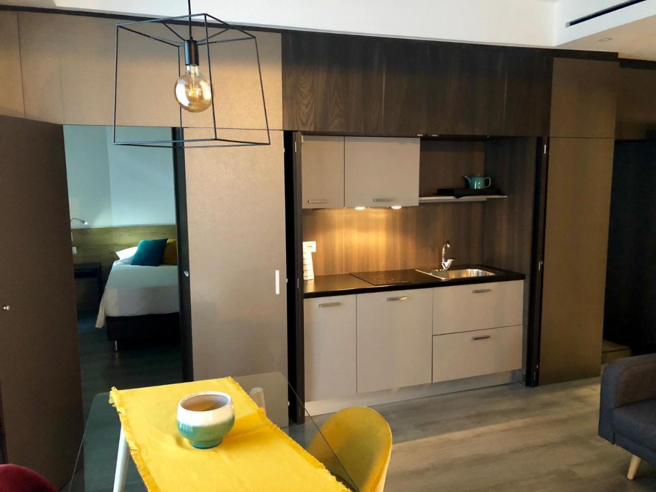Dimora Augusteo Aparthotel Naples Exterior photo
