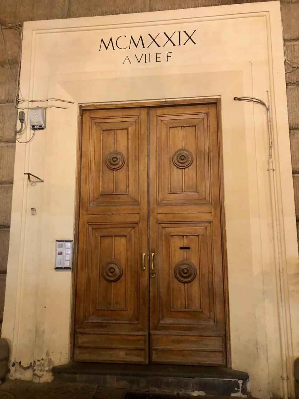 Dimora Augusteo Aparthotel Naples Exterior photo