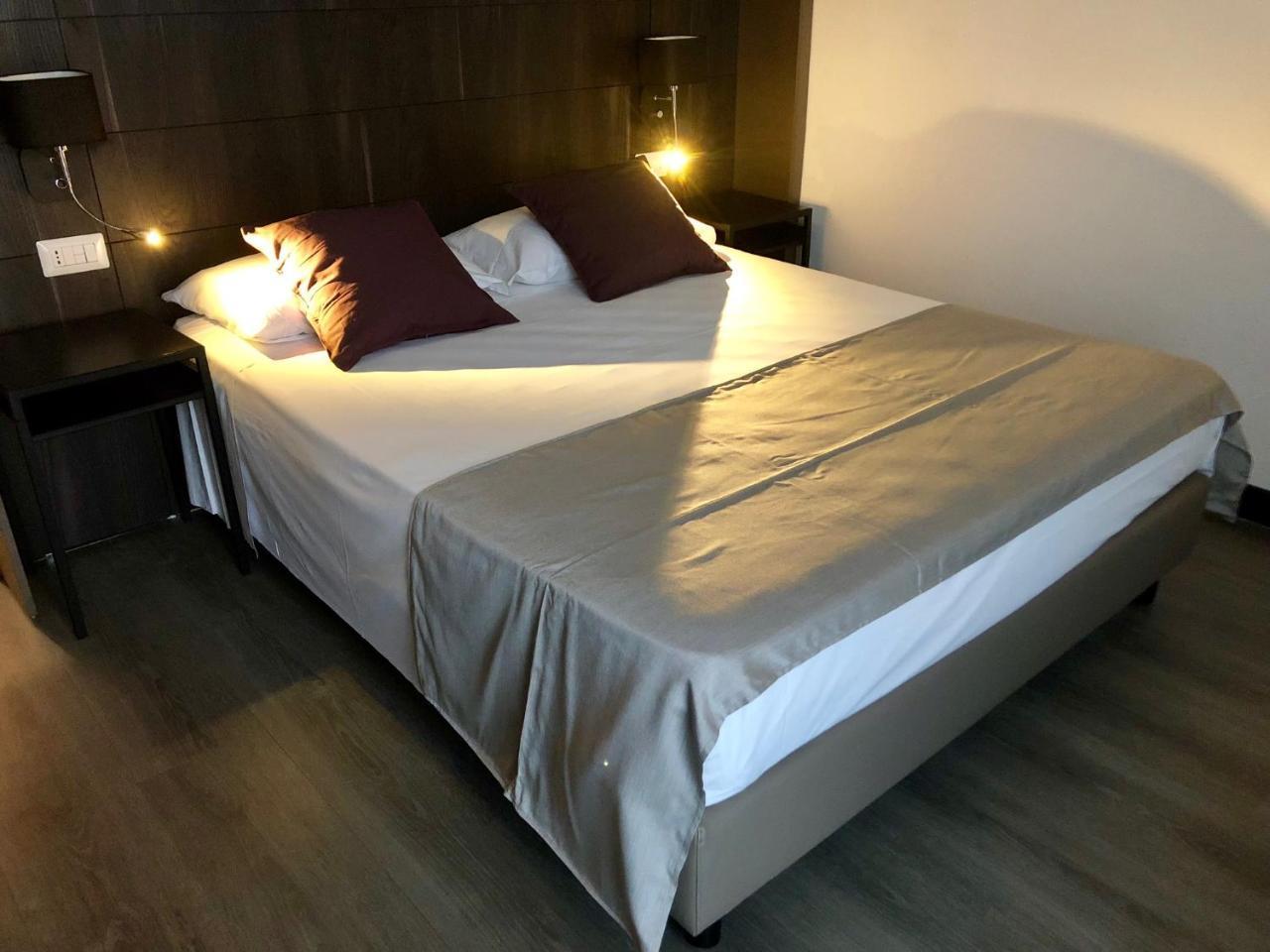 Dimora Augusteo Aparthotel Naples Exterior photo