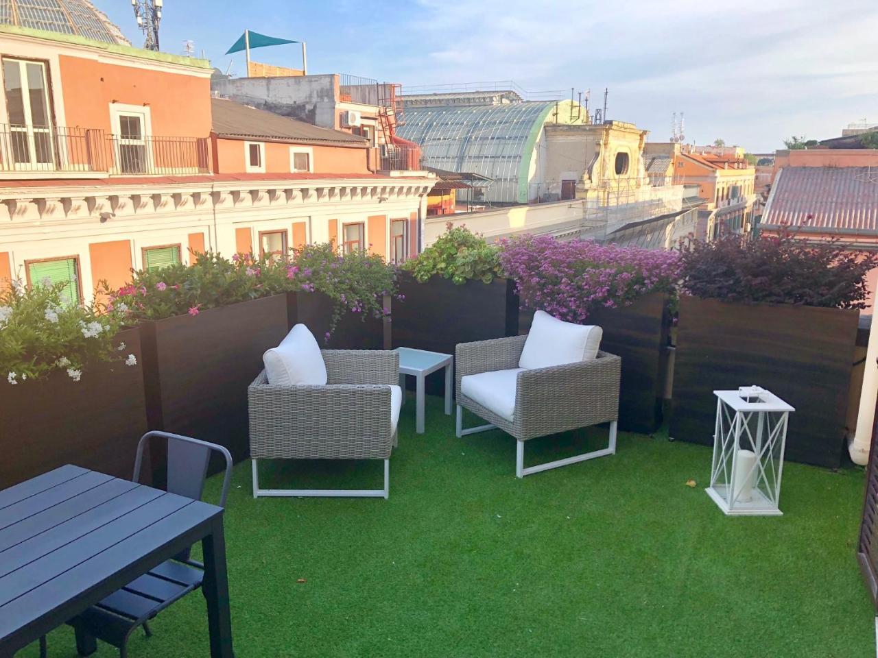 Dimora Augusteo Aparthotel Naples Exterior photo